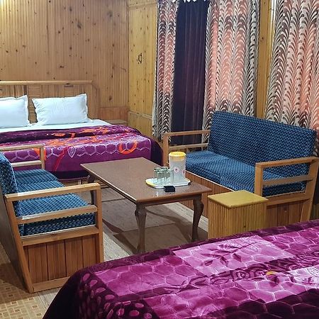Kassal Heights Hotel Patnitop Buitenkant foto