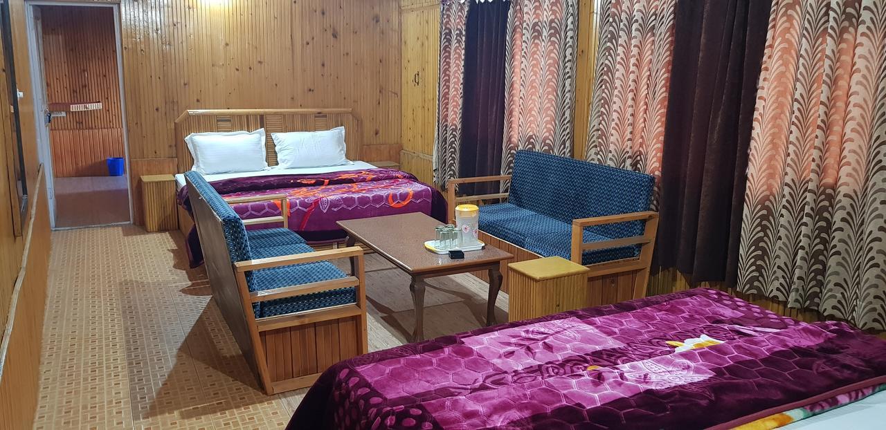 Kassal Heights Hotel Patnitop Buitenkant foto